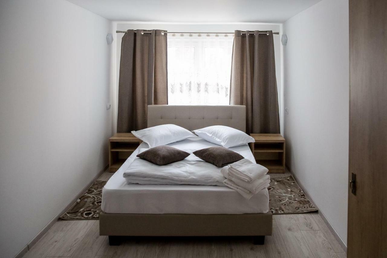 Casa Burduhos Ξενοδοχείο Câmpulung Moldovenesc Εξωτερικό φωτογραφία