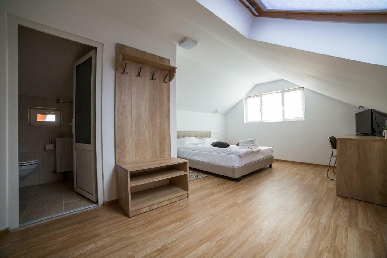 Casa Burduhos Ξενοδοχείο Câmpulung Moldovenesc Εξωτερικό φωτογραφία