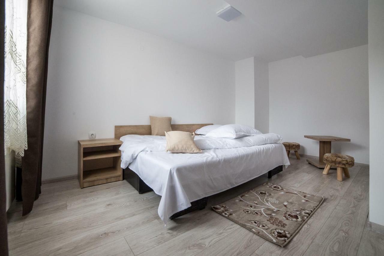 Casa Burduhos Ξενοδοχείο Câmpulung Moldovenesc Εξωτερικό φωτογραφία